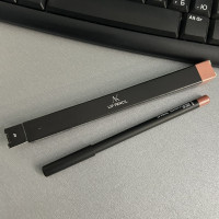 Нюдовий олівець для губ - контур, помада Alika-Cosmetics